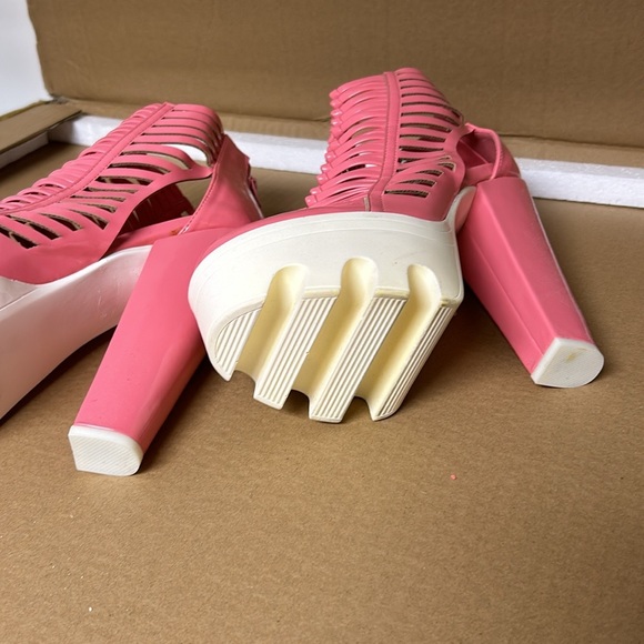 ‼️Damaged‼️ FRH Platform Lug Heels - Size 6.5 - Picture 5 of 14